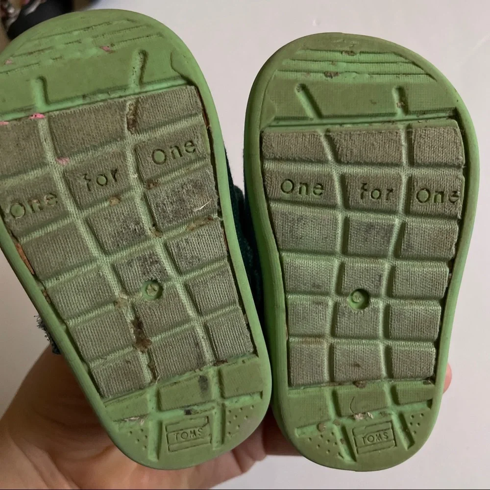 Toms Maryjane shoes
